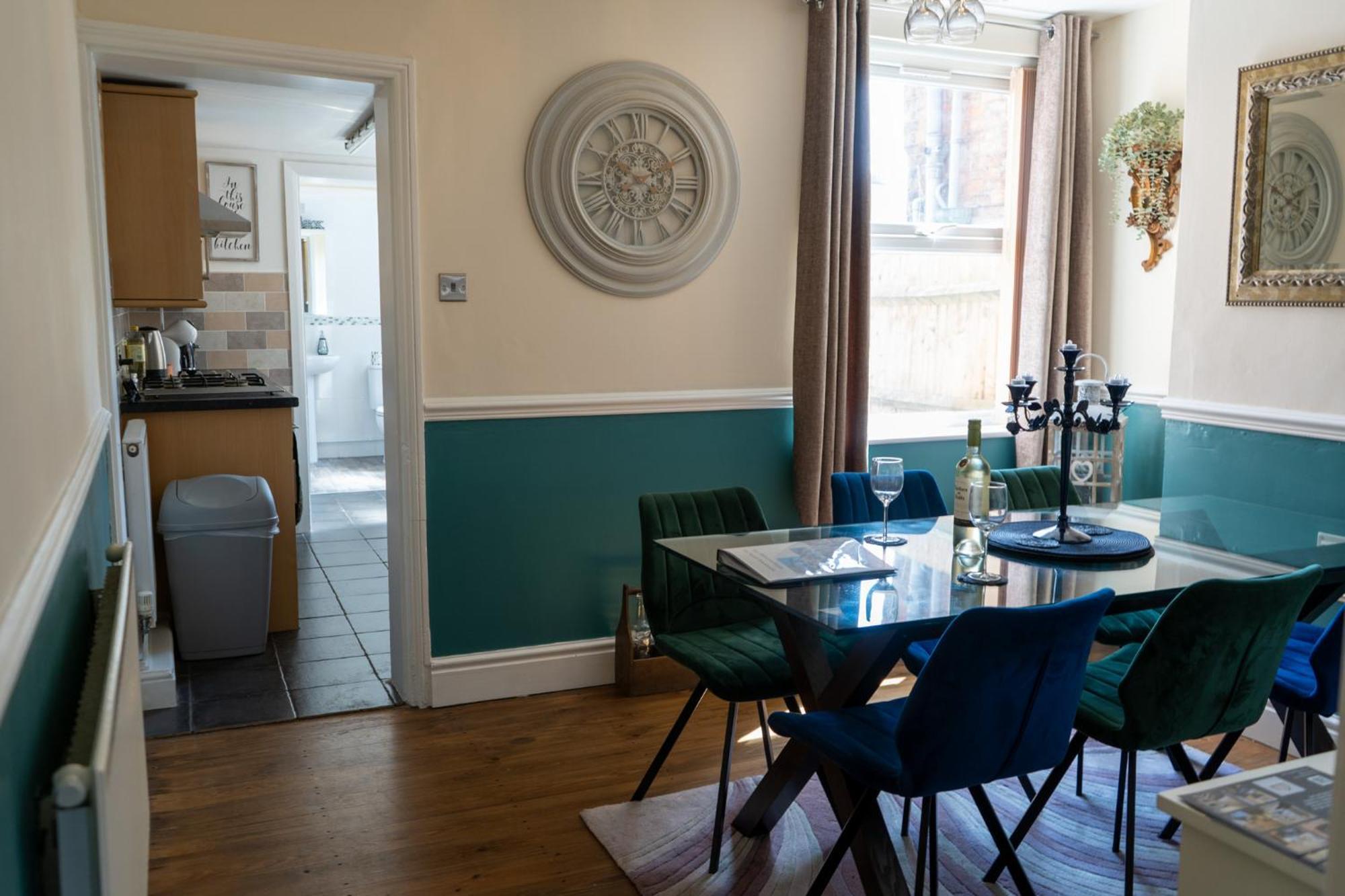 The Plumb Townhouse In Warwick Centre Villa Luaran gambar